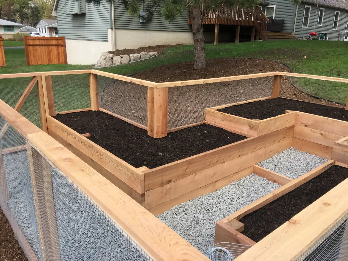 Boulder and planting design in Eden Prairie