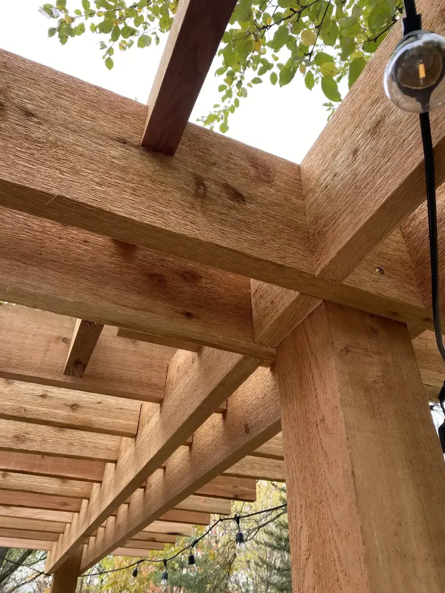 Pergola with integrated lighting