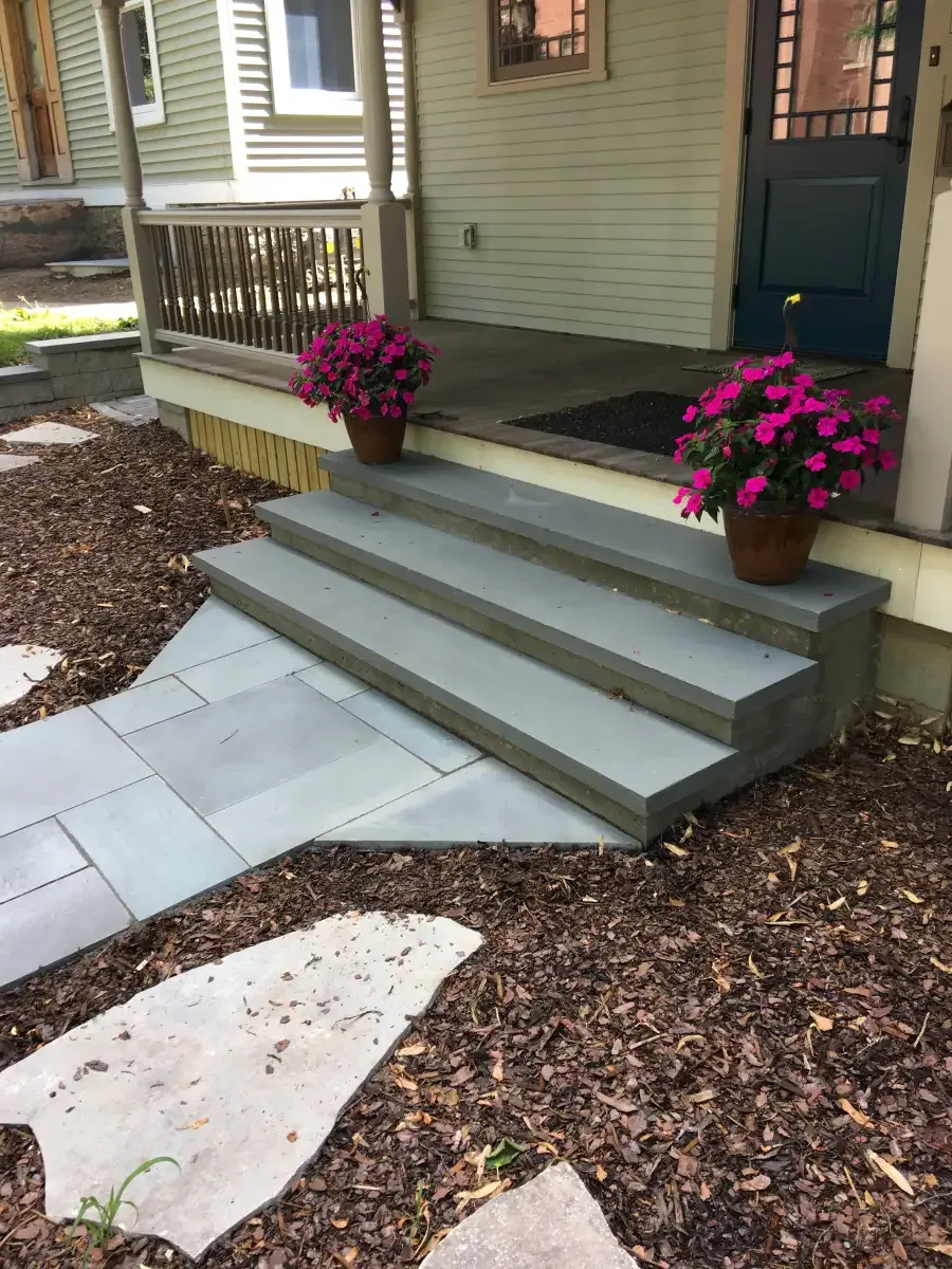 Natural stone steps with retaining wall